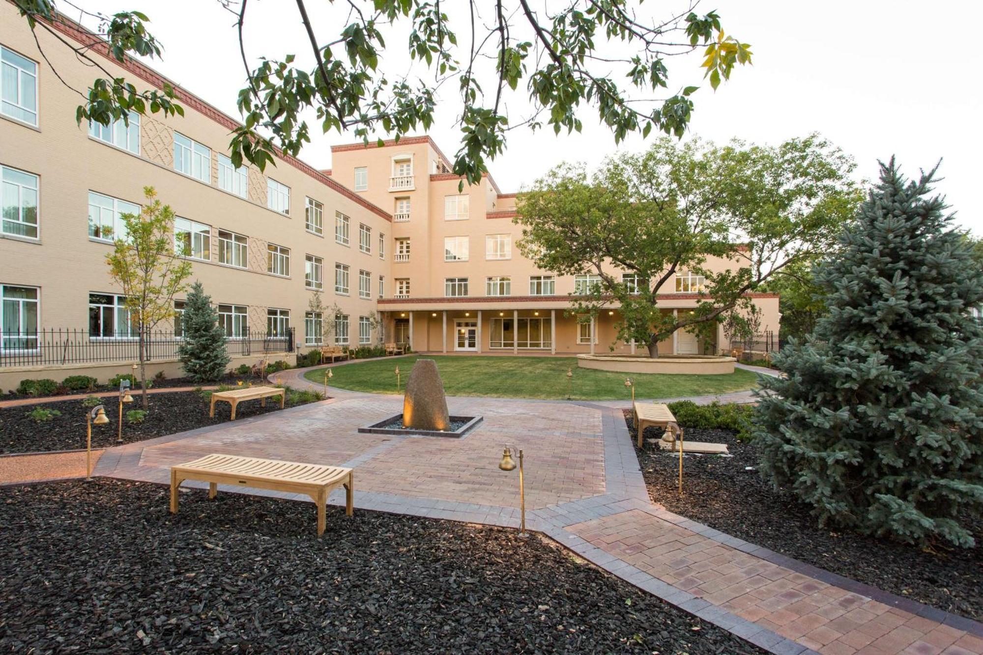 Drury Plaza Hotel In Santa Fe Exterior photo