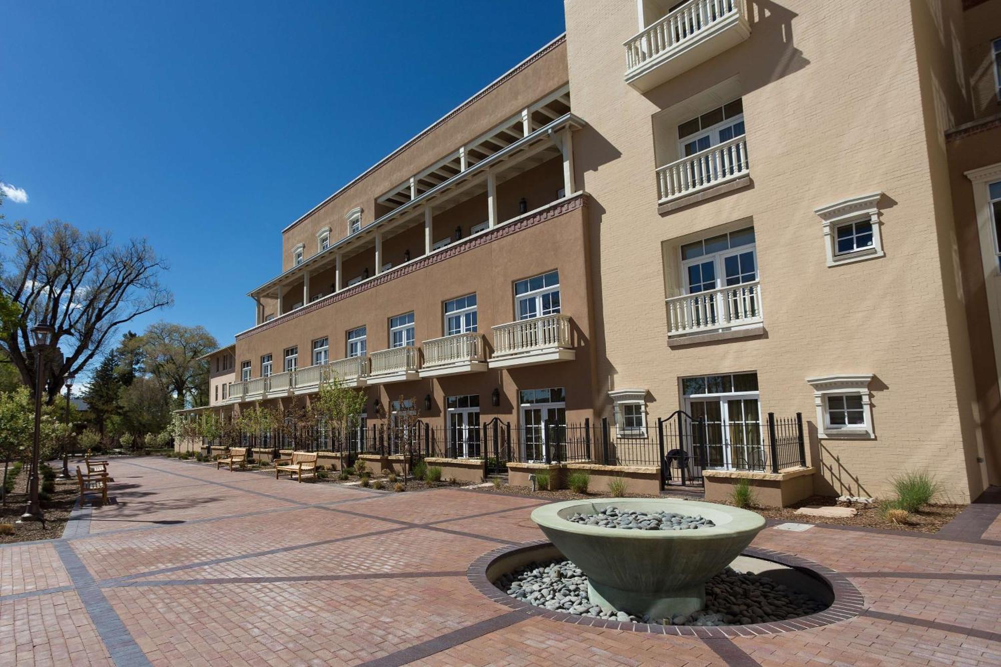 Drury Plaza Hotel In Santa Fe Exterior photo