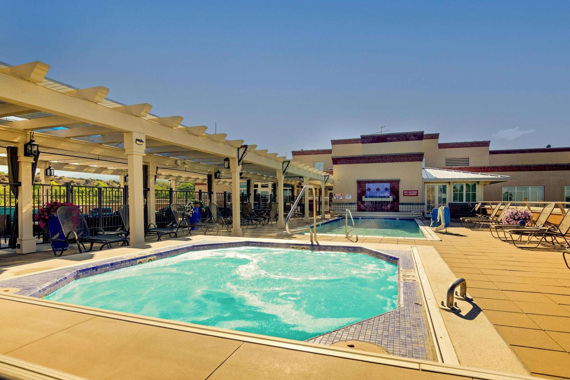 Drury Plaza Hotel In Santa Fe Exterior photo